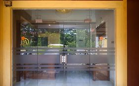 OYO 902 Hotel Pondok Anggun